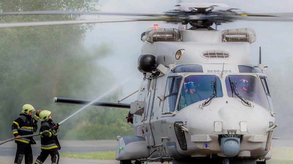 Helicopter Cleaning